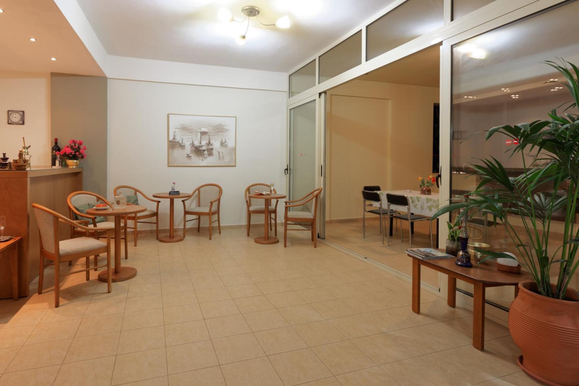גובס Fotis Studios Apartments מראה חיצוני תמונה